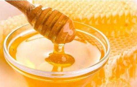 蜂蜜涂脸起什么作用-蜂蜜涂脸功效是什么