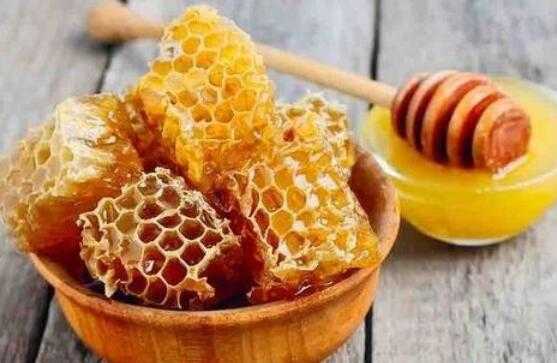 蜂巢怎么吃治疗鼻炎 蜂巢应该怎么吃