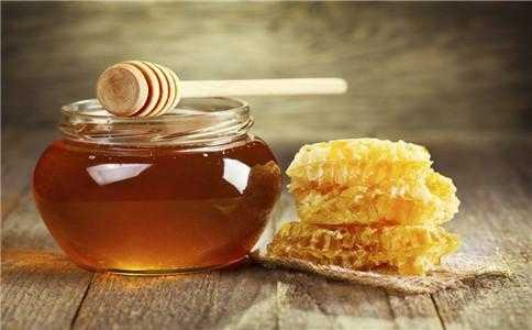 天然蜂蜜的成分是什么（天然蜂蜜的成分是什么东西）