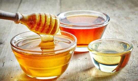 蜂蜜和什么一起相克吗,蜂蜜和什么一起相克吗能吃吗 