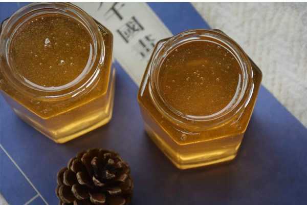 蜂蜜和蜜膏有什么区别