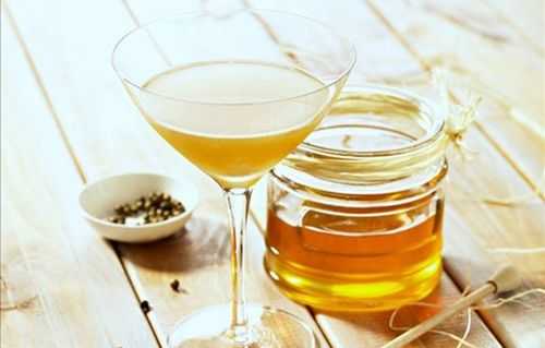 蜂蜜加白酒有什么功效,蜂蜜加白酒有什么功效和作用禁忌 
