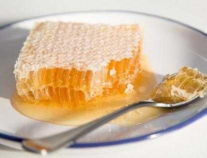 蜂巢蜜食用方法