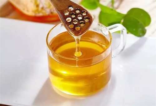 蜂蜜水的水温 蜂蜜水的温度应该是多少度