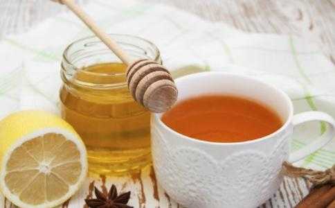  蜂蜜水怎么喝才能不长胖「蜂蜜水怎么喝不会胖」