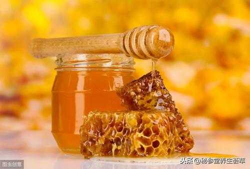 一碗蜂蜜水加多少蜂蜜（一碗水兑多少蜂蜜）