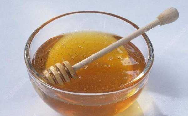 如何喝蜂蜜水一勺