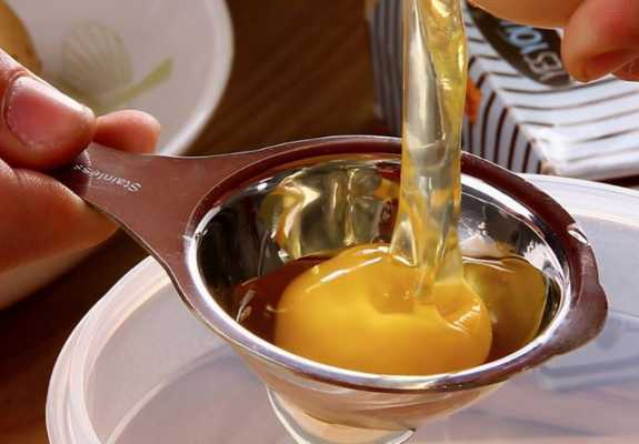 蜂蜜和蛋黄有什么效果,蜂蜜和鸡蛋黄能一起吃吗 