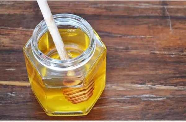  什么蜜可以治鼻炎「什么蜂蜜治疗鼻炎」