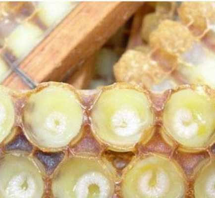 蜂蜜胎什么做的（蜂胎粉功效）