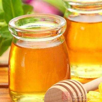 野蜂蜜跟什么吃治感冒_野蜂蜜可以治感冒吗
