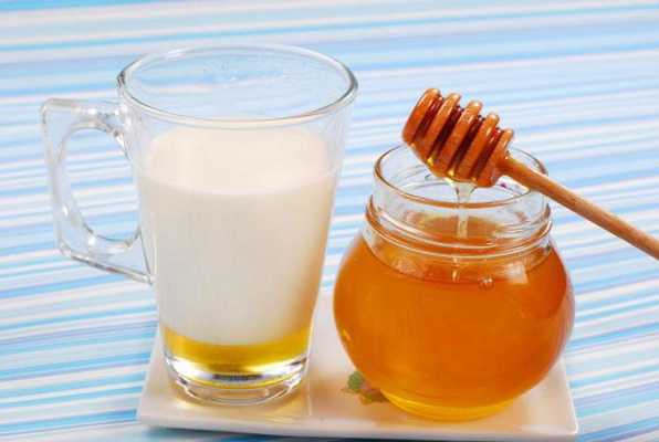 蜂蜜加牛奶助眠吗 蜂蜜加牛奶对失眠效果怎么样