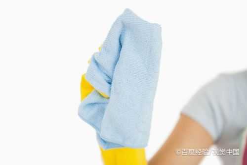 划粉怎么能去除「做衣服的划粉怎么洗」