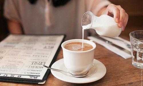 咖啡除了牛奶还能用什么冲-冲咖啡除了放蜜糖还有放什么