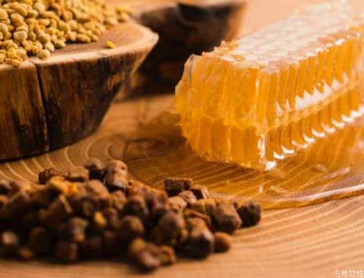 蜂胶加蜂蜜一起吃有什么功效 蜂胶加蜂蜜怎么服用