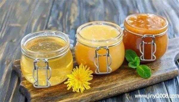 蜂蜜和什么一起泡对胃好 蜂蜜和什么一起泡