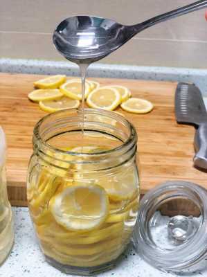 蜂蜜柠檬水怎么制作方法（蜂蜜柠檬水怎么制作方法视频）
