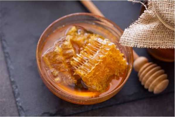  蜂蜜甜的什么功效是什么「蜂蜜甜甜的」