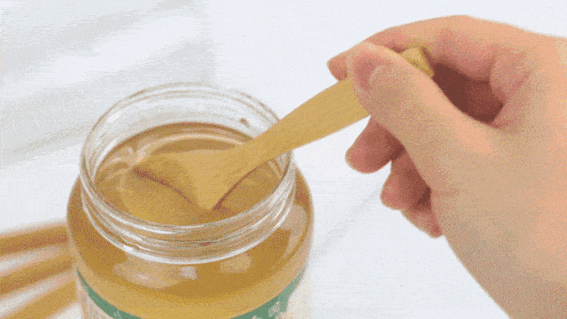 口含蜂蜜 怎么含服蜂蜜