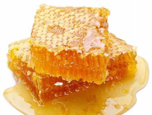  蜂巢蜜用什么水冲「蜂巢蜜能用水冲喝吗」