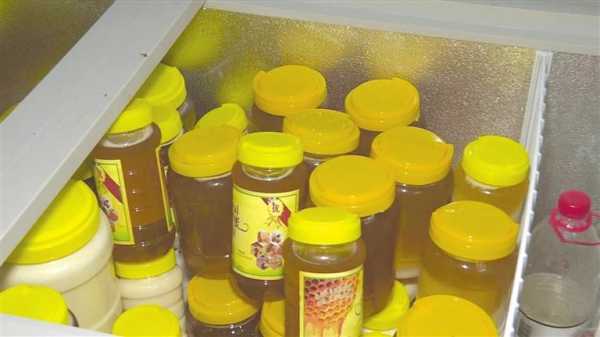 蜂蜜最好拿什么装进冰箱 蜂蜜最好拿什么装