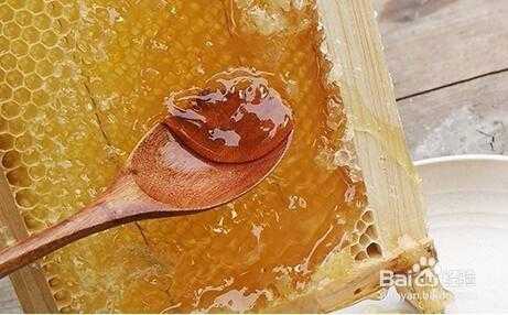 蜂蜜擦在伤口上有好处吗-怎么把蜂蜜抹在刀口上