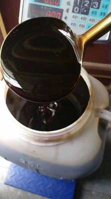 黑色的蜜糖是什么蜂蜜_黑色的蜜糖是什么蜂蜜做成的