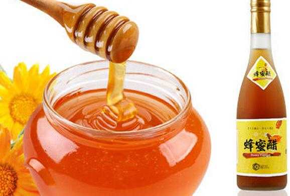  蜂蜜配醋喝有什么功效「蜂蜜配醋喝有什么功效与作用」