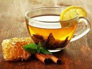  早上喝什么蜂蜜比较好「给我讲解一下早上喝蜂蜜水好不好」